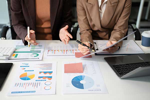 Business preparation meeting